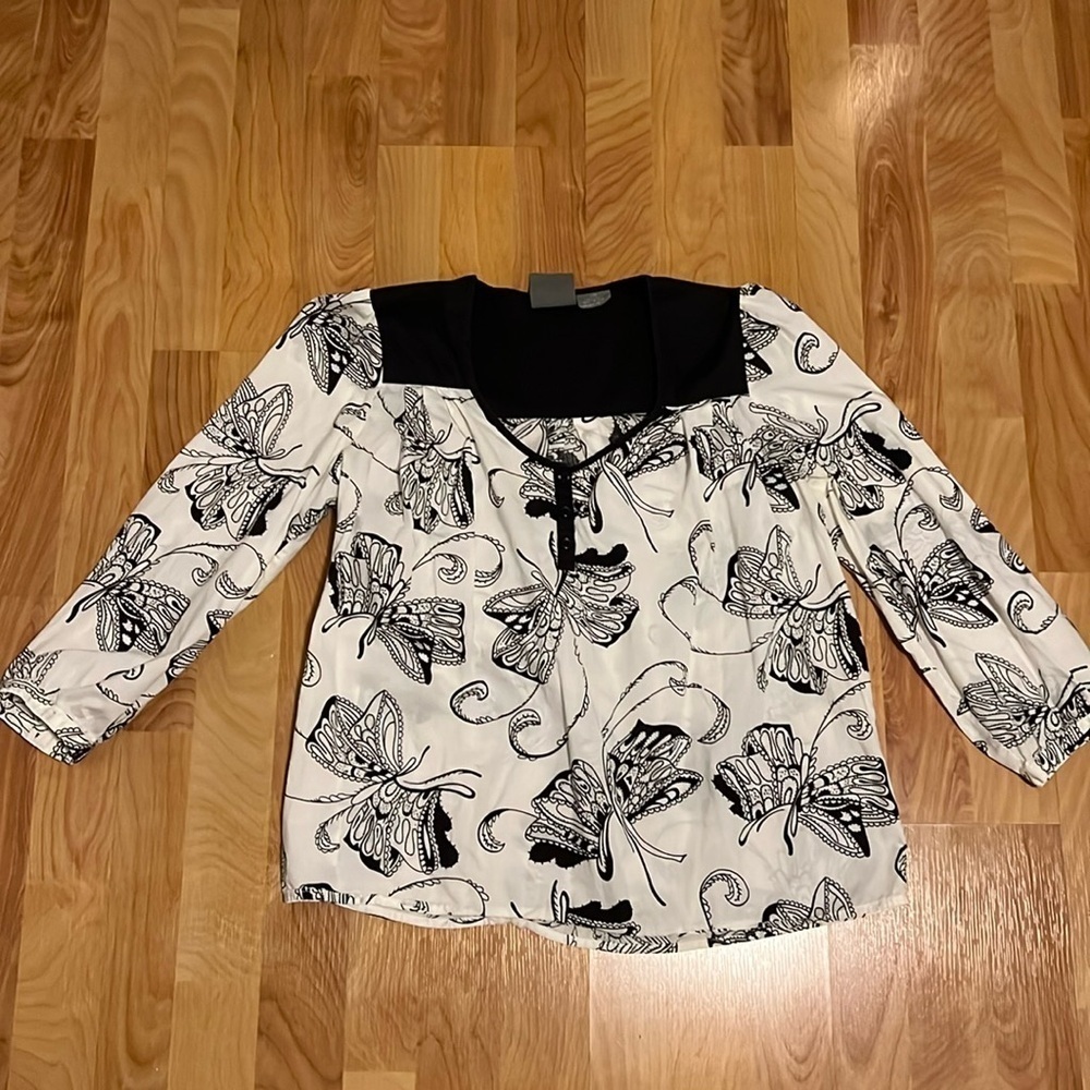 Anthropologie Girls From Savoy imagining butterflies cotton top. Sz 6